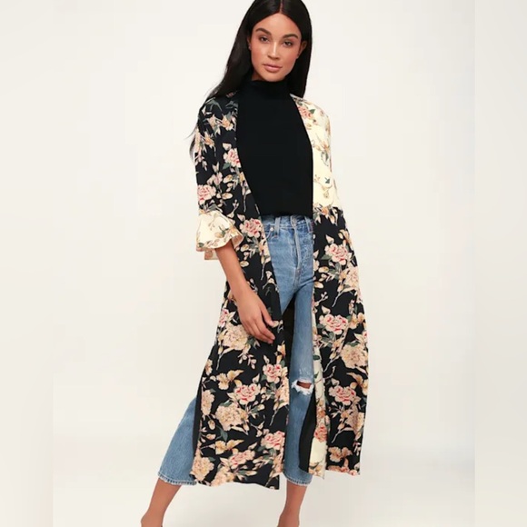 Lulu's Floral Kimono Dress - Black and Gold - Picture 1 of 5